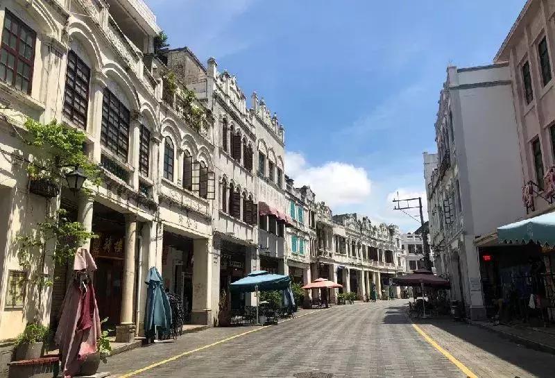 重庆旅游6天5晚团购价含往返机票,重庆出发1000元4天3晚的旅行