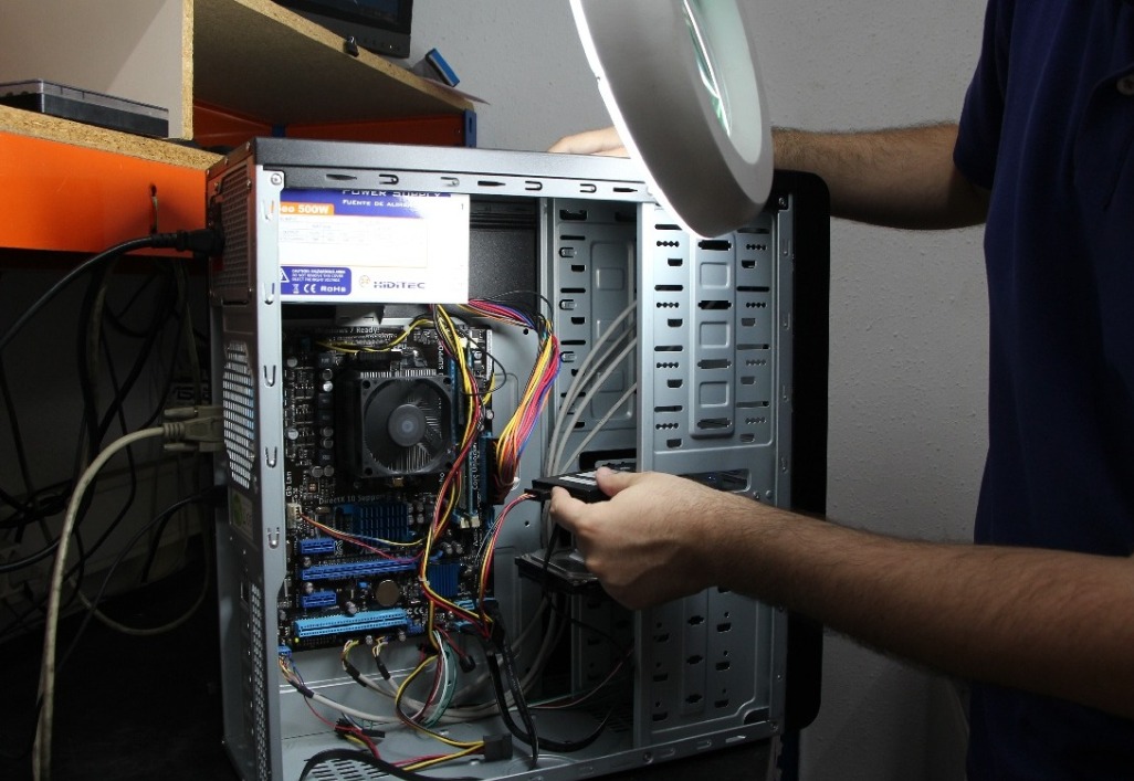 兄台，我真心佩服了！主板也能被玩坏？