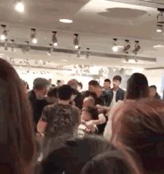 耐克京东最新广告,耐克新广告引争议