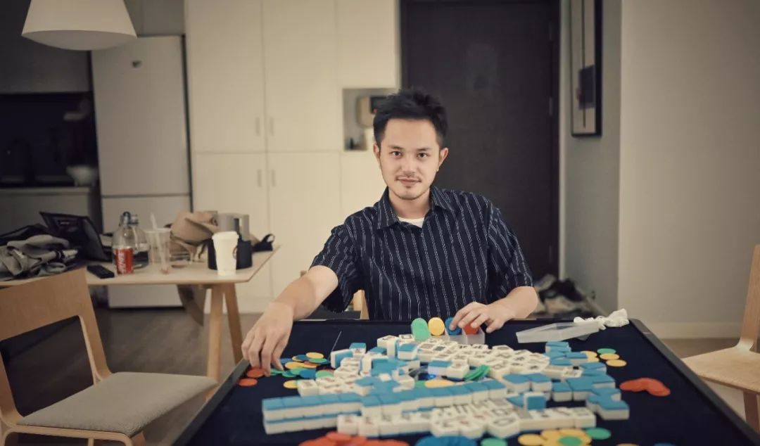 在机场睡觉24小时,在机场等待的6个小时