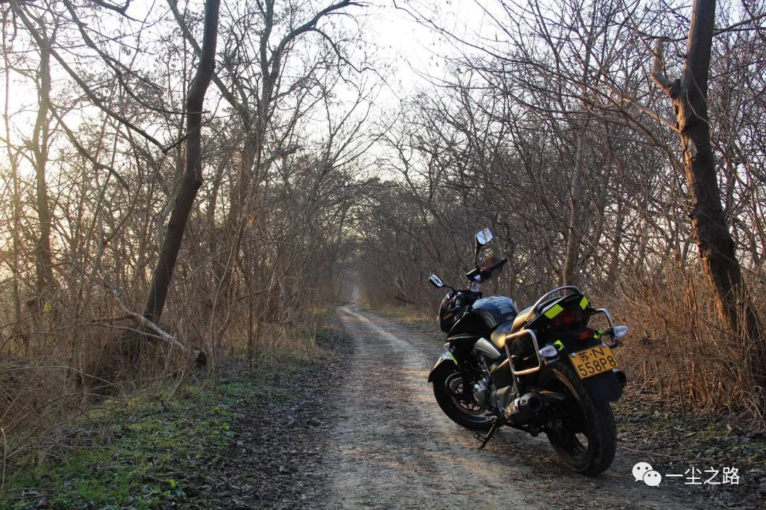 一个人的旅行12集,一个人的旅行摩托车穿越西藏