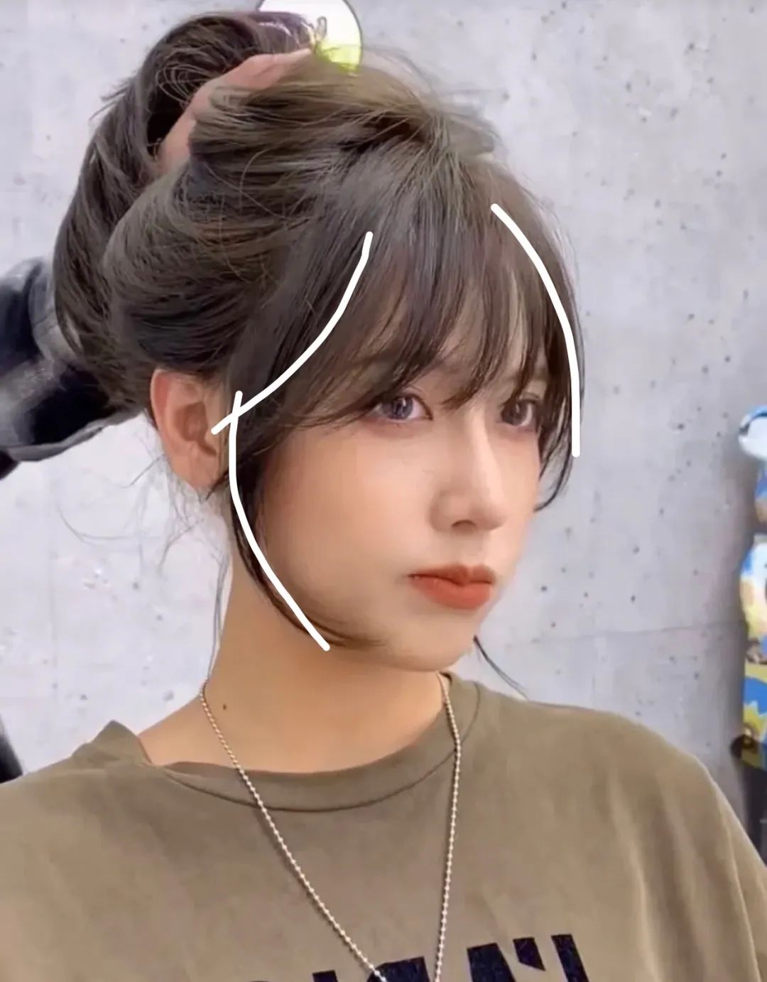 哪一款刘海好看适合所有脸型,减龄发型适合所有脸型有刘海