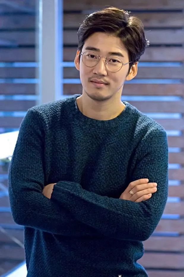 43岁尹启相迎娶白富美，Rain当司仪、郑裕美是伴娘，现场众星云集