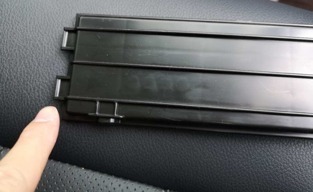 比亚迪唐更换空调滤芯教程,比亚迪唐换空调滤芯教程