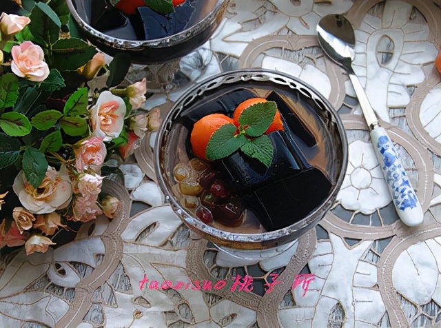 蜜豆龟苓膏怎么吃,蜜瓜龟苓膏的正确做法