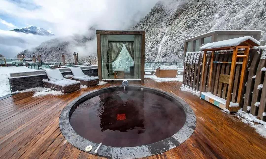 川西泡温泉看雪景,川西自驾游玩2天2夜加温泉12月份