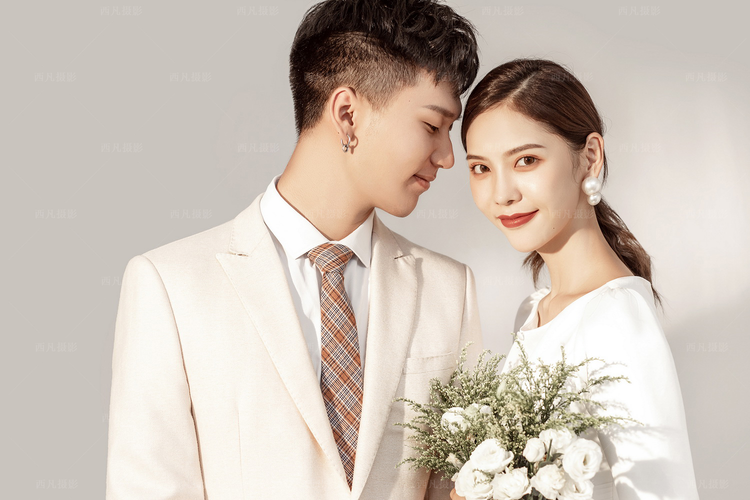 拍婚纱照前一天剪发合适,拍婚纱照前的注意事项