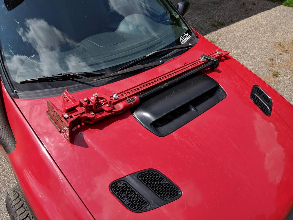 斯巴鲁翼豹2.0r两厢二手能入手吗,2006斯巴鲁翼豹二手多少钱