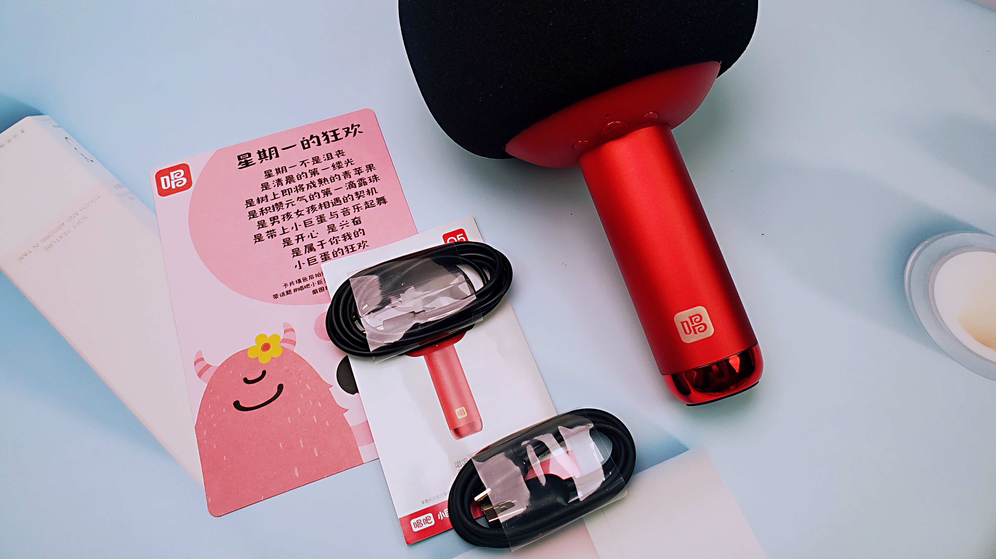 jbl麦克风kmc600和唱吧小巨蛋,唱吧小巨蛋g2max麦克风值得入手吗