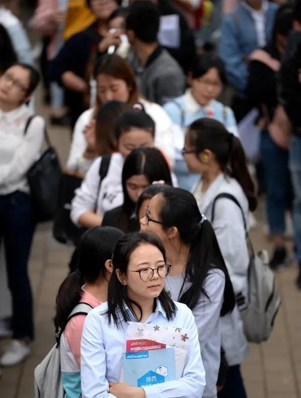 药学本科毕业后何去何从,药学毕业的好建议