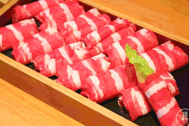 东城万达今天营业吗,万达排队店