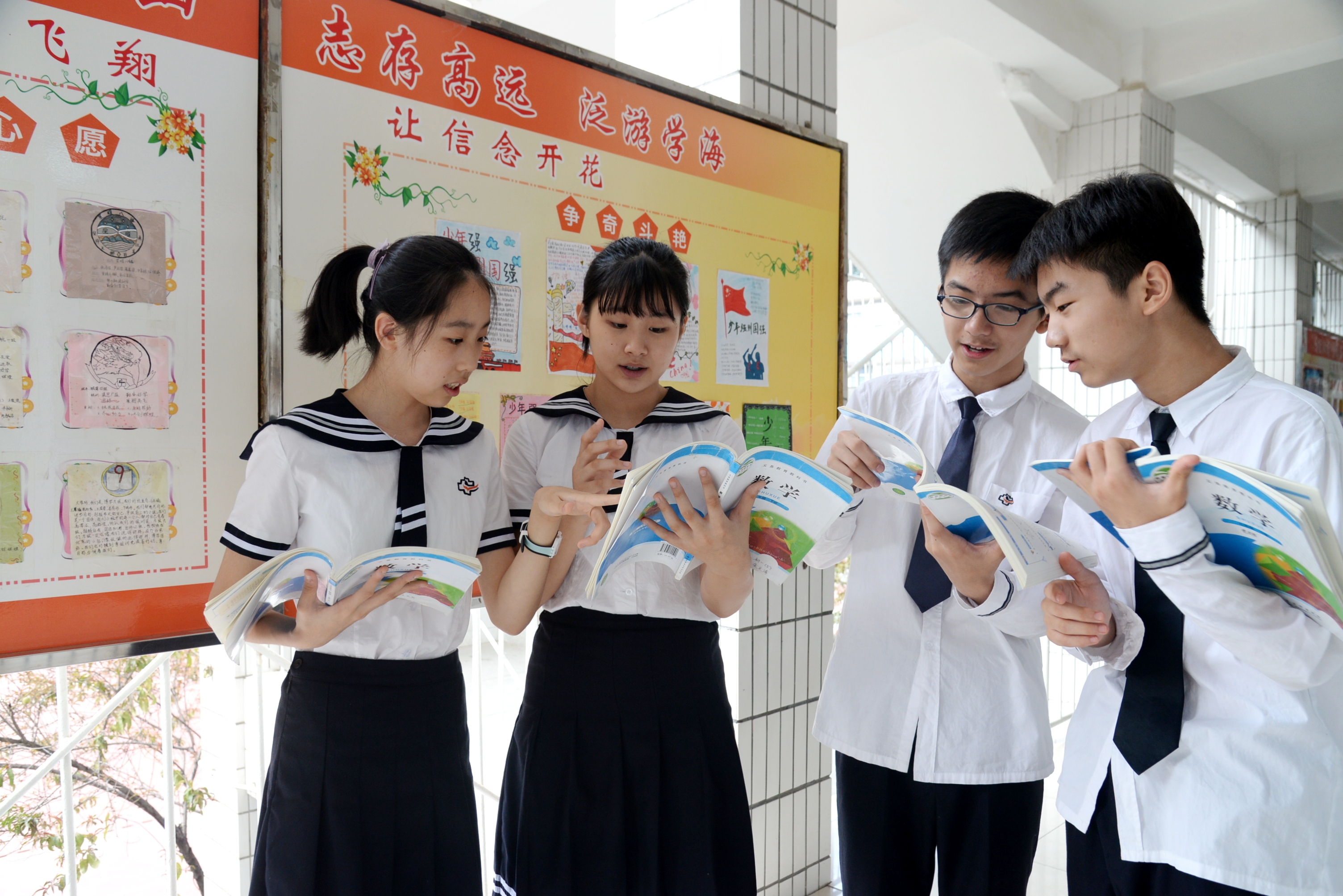 强内涵凝特点做有温度的优质教育,办有温度的教育打造有灵魂的学校