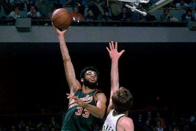 中锋时代没落了,中锋为什么消亡