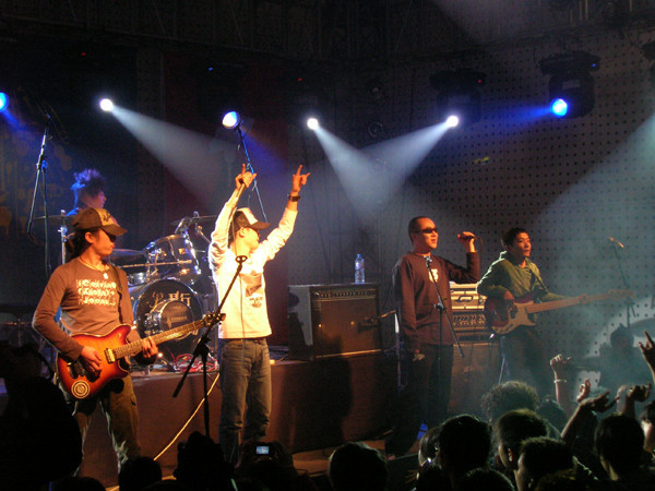 可以“听”的草莓！你一定不能错过的“黑撒”：现场不要太炸