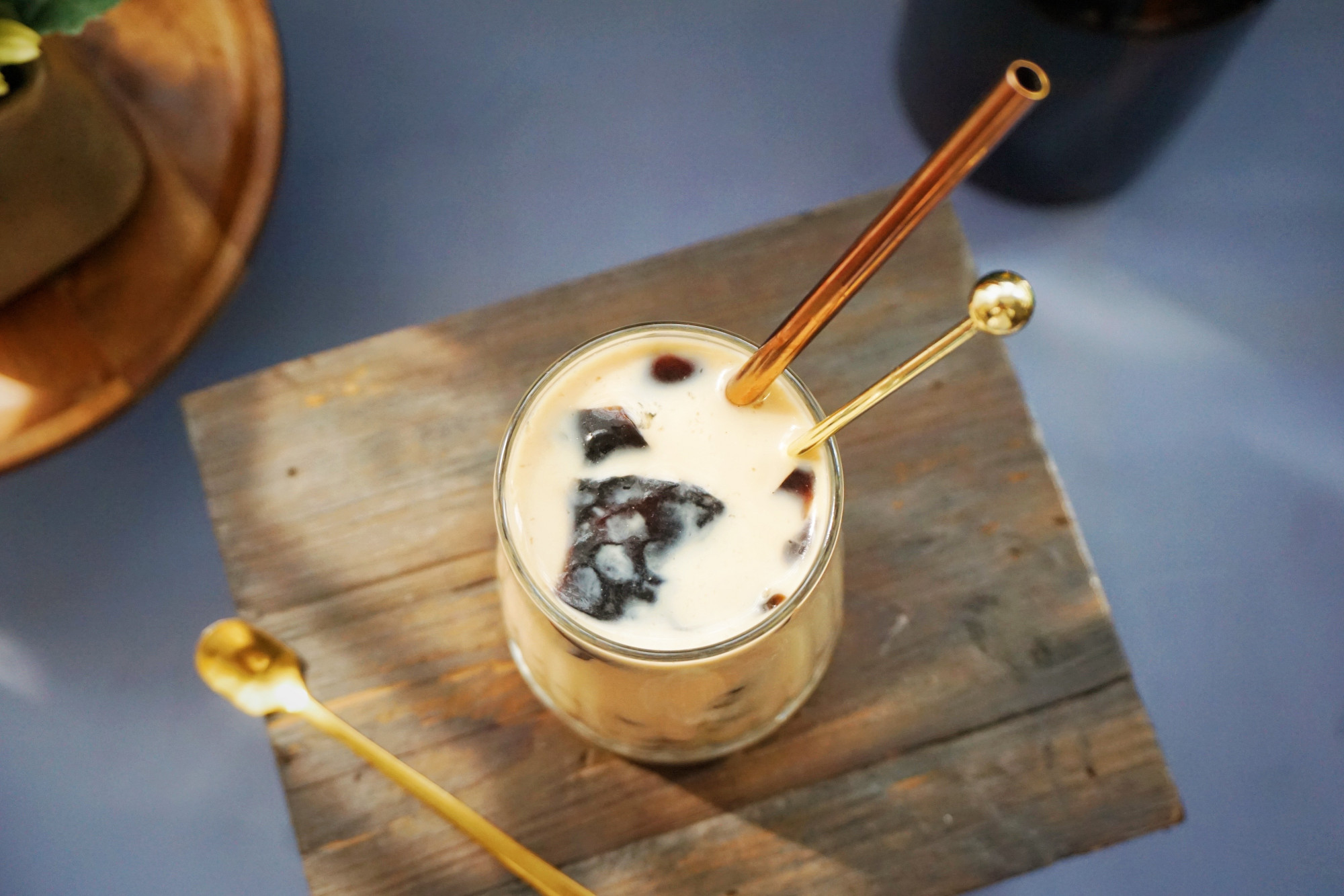 红茶和奶精自制奶茶,用纯牛奶做奶茶不用红茶不用茶叶