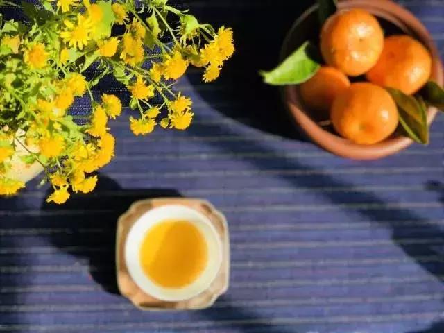 冬天手脚冷适合喝什么茶,冬天手脚冰凉适合什么茶