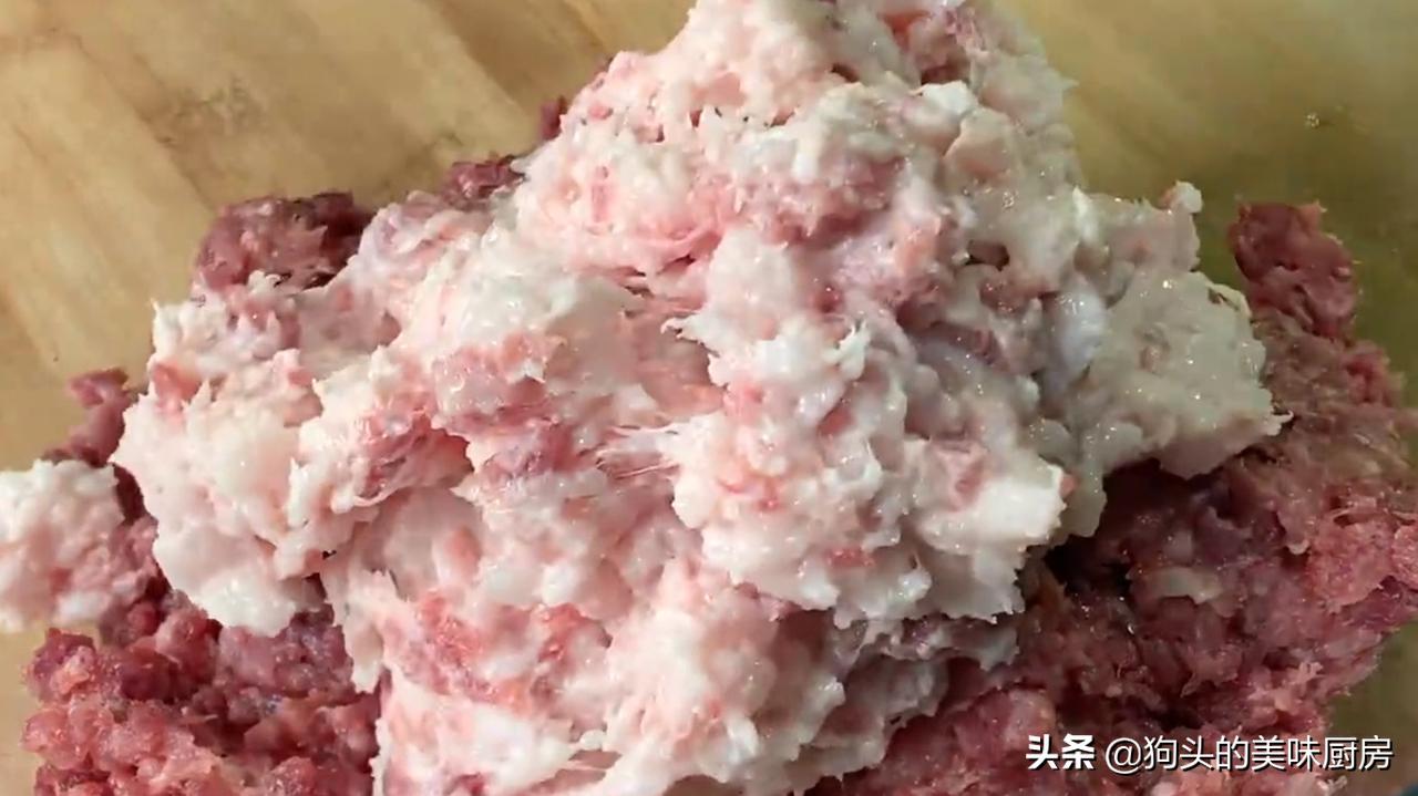 纯手工香肠的做法大全,家庭版香肠的制作方法和配方