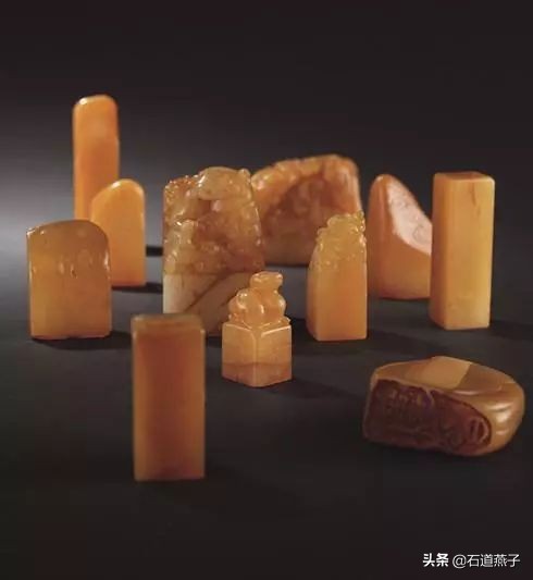 真品田黄及田黄冻石图片大全,天价田黄石及国宝田黄一览
