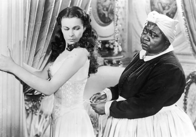 白雪公主变黑炭公主,白雪公主变成听话人偶