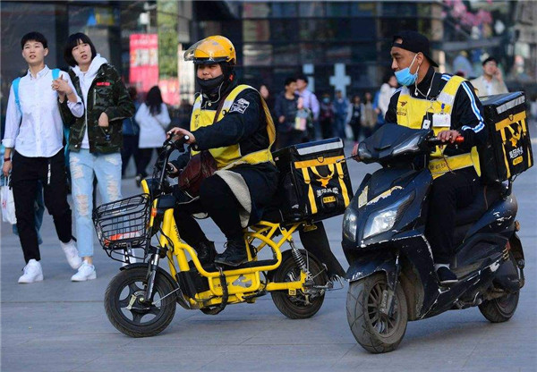 京东、美团、58同城背后的老板是他？身价3247亿，力压马云成首富