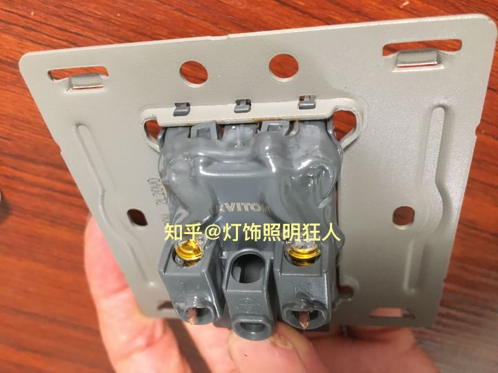 开关插座哪家强14款插座硬核测评,开关插座品牌推荐测评