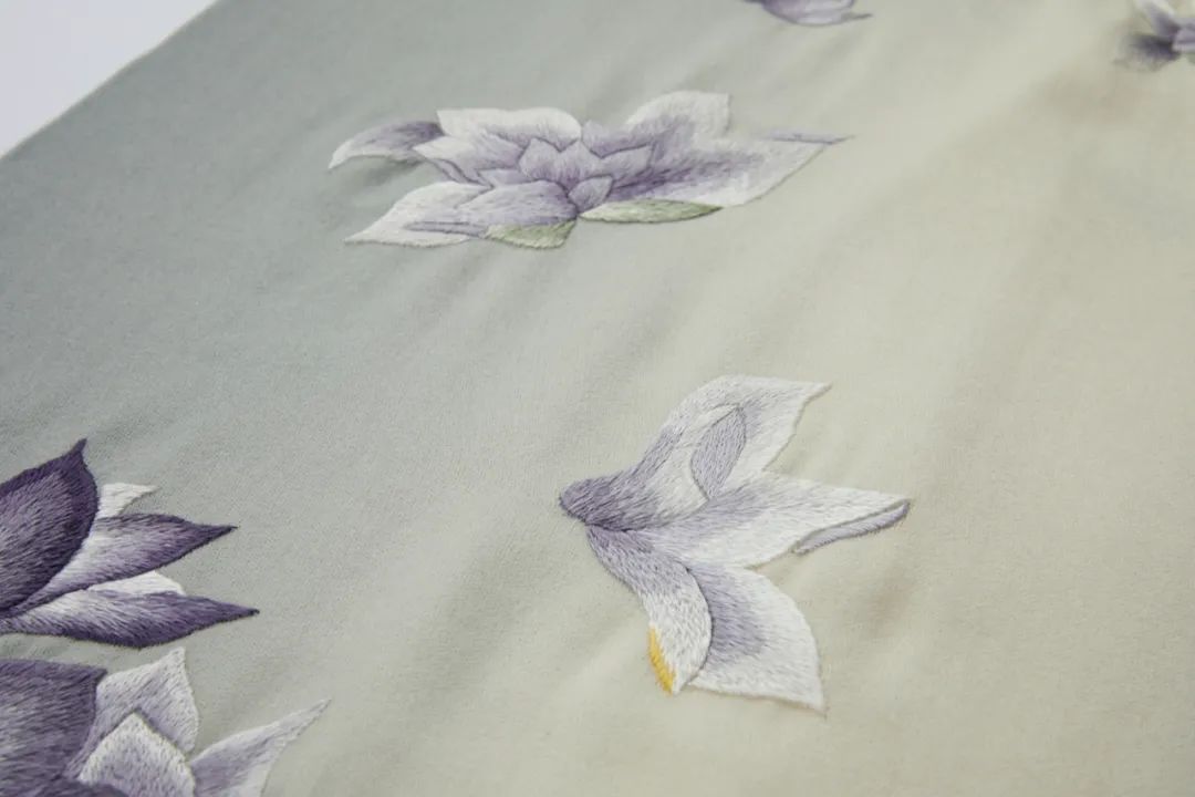 嫵WOO：东方女人的妩媚在颈肩