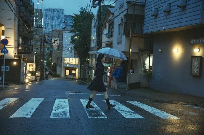 拍照时好看的pose,拍照必备100个pose