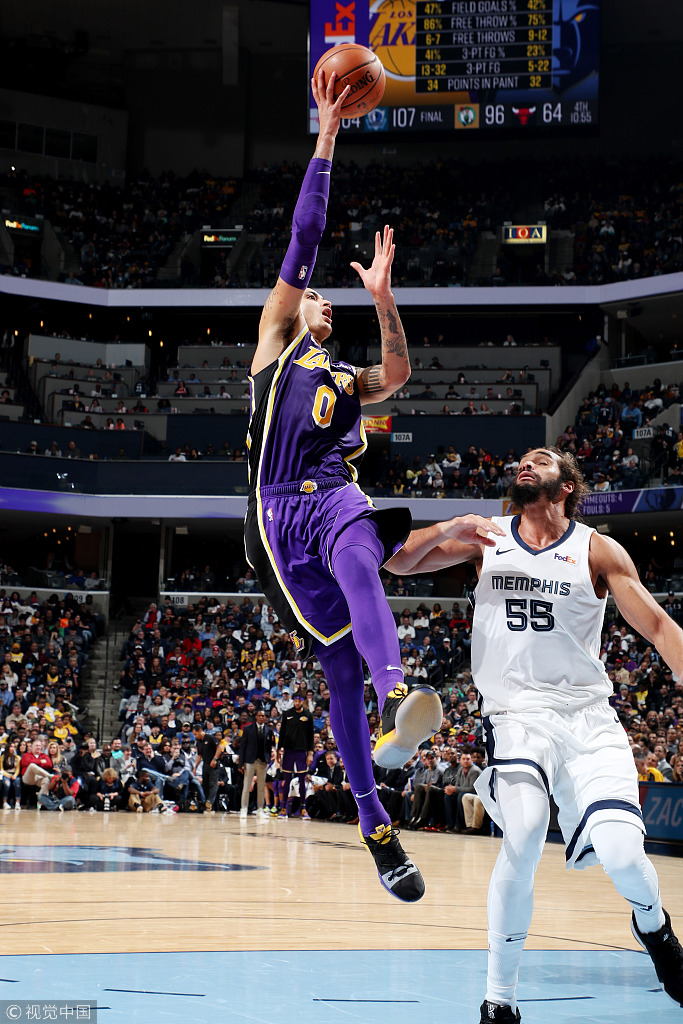 韦德的最新战靴,盘点nba上脚球鞋欧文