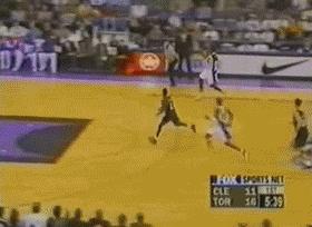 nba2kol文斯卡特98版扣篮动作,文斯卡特大风车扣篮背后角度