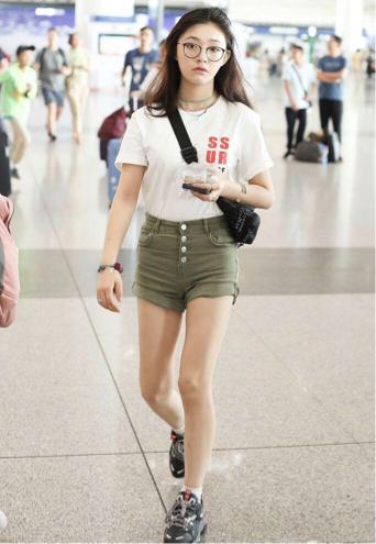 林允ck完整视频,林允ck宣传图