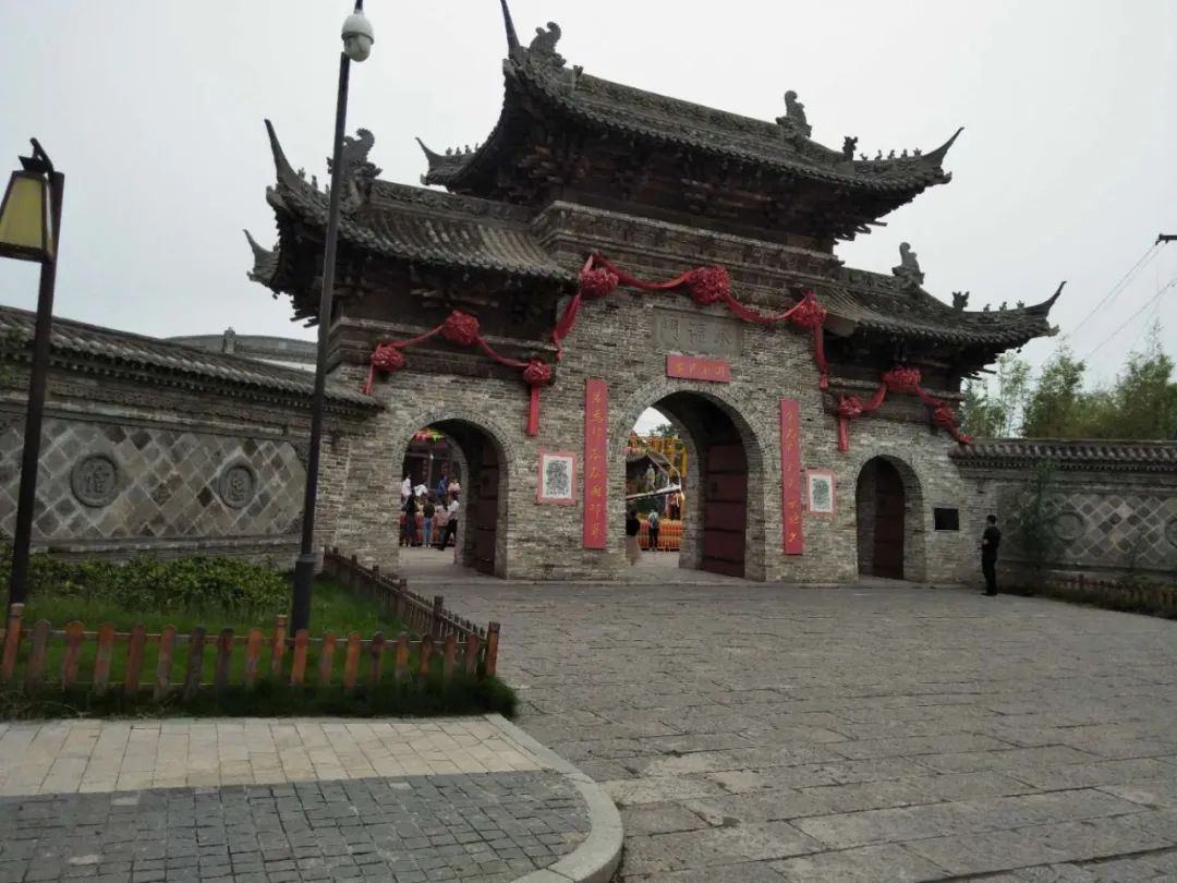 建业足球小镇一日游攻略,建业足球小镇附近有什么玩的