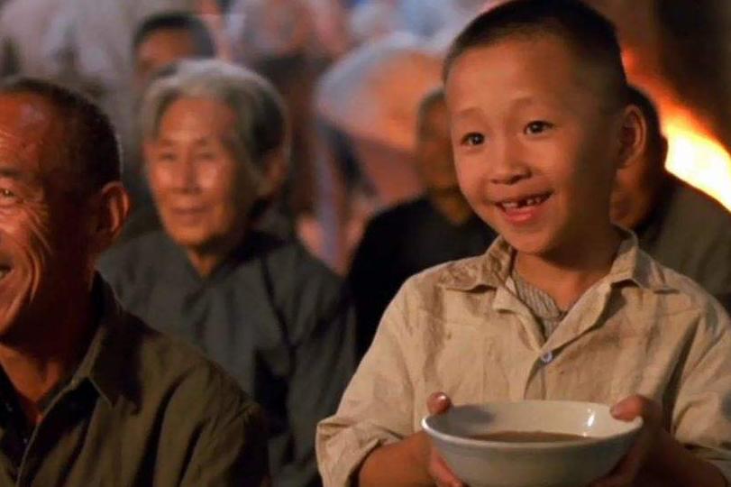 余华活着经典句子和感悟,余华的活着经典语录和解析