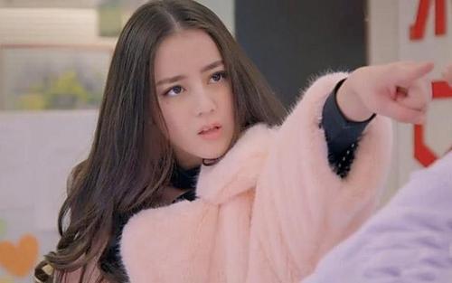 皮肤干燥用什么补水保湿效果最好,腿部皮肤干燥怎么办如何保湿