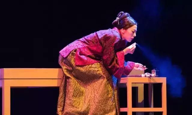 我要吹空调的搞笑视频,我要吹着口哨在树上唱歌