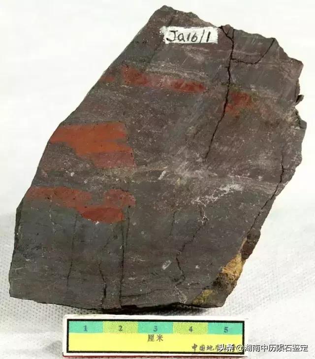 月球陨石与地球矿石的区别,月球陨石和矿石有什么区别