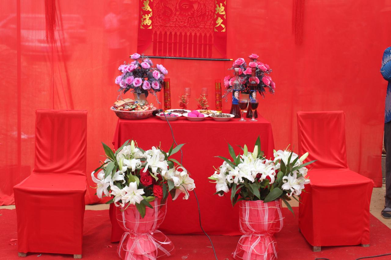 少数民族的奇异婚俗,少数民族奇特的婚嫁