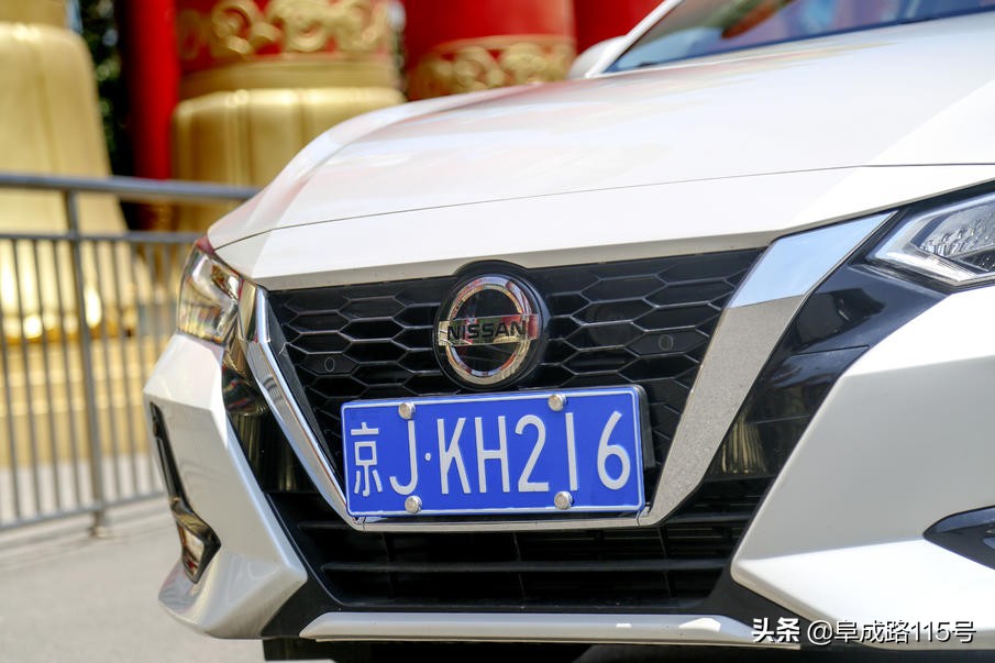 将朗逸赶下神坛自吸+CVT的佛系新轩逸躺着也能当第一