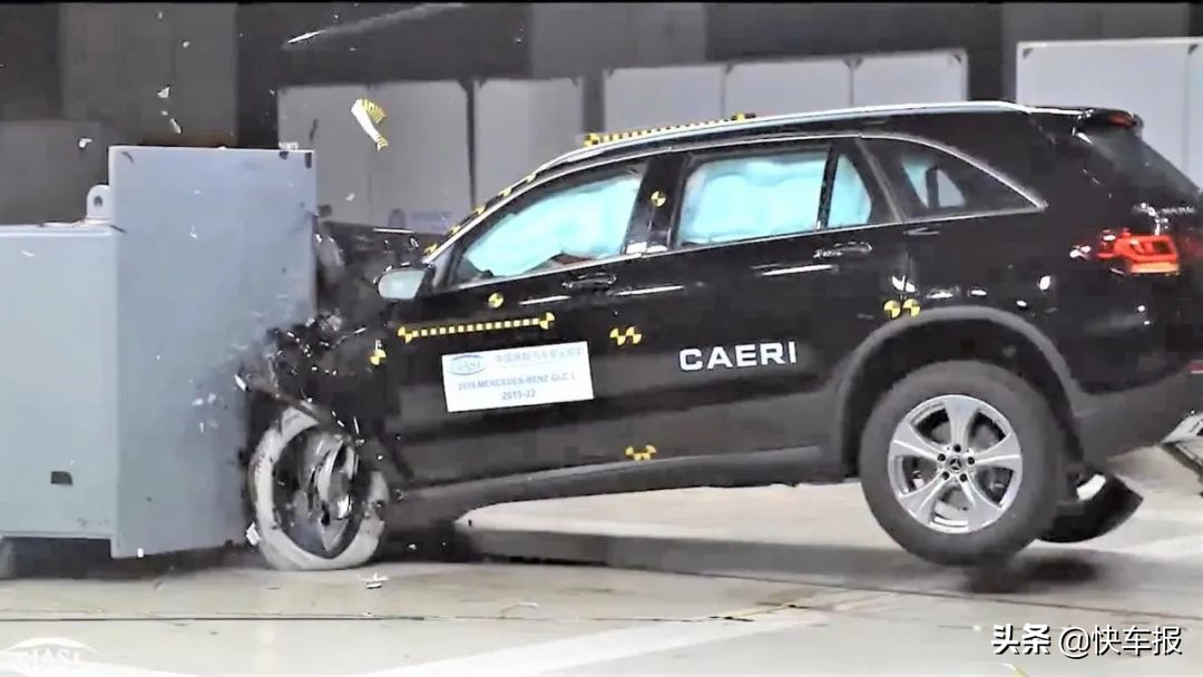 最新深度测评全新奔驰glc,新款奔驰glc深度测评