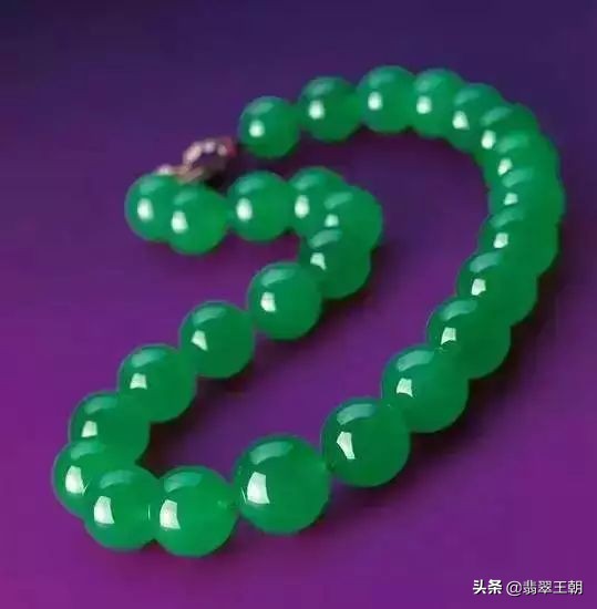 世界最大翡翠珠链,翡翠珠链到底有多值钱