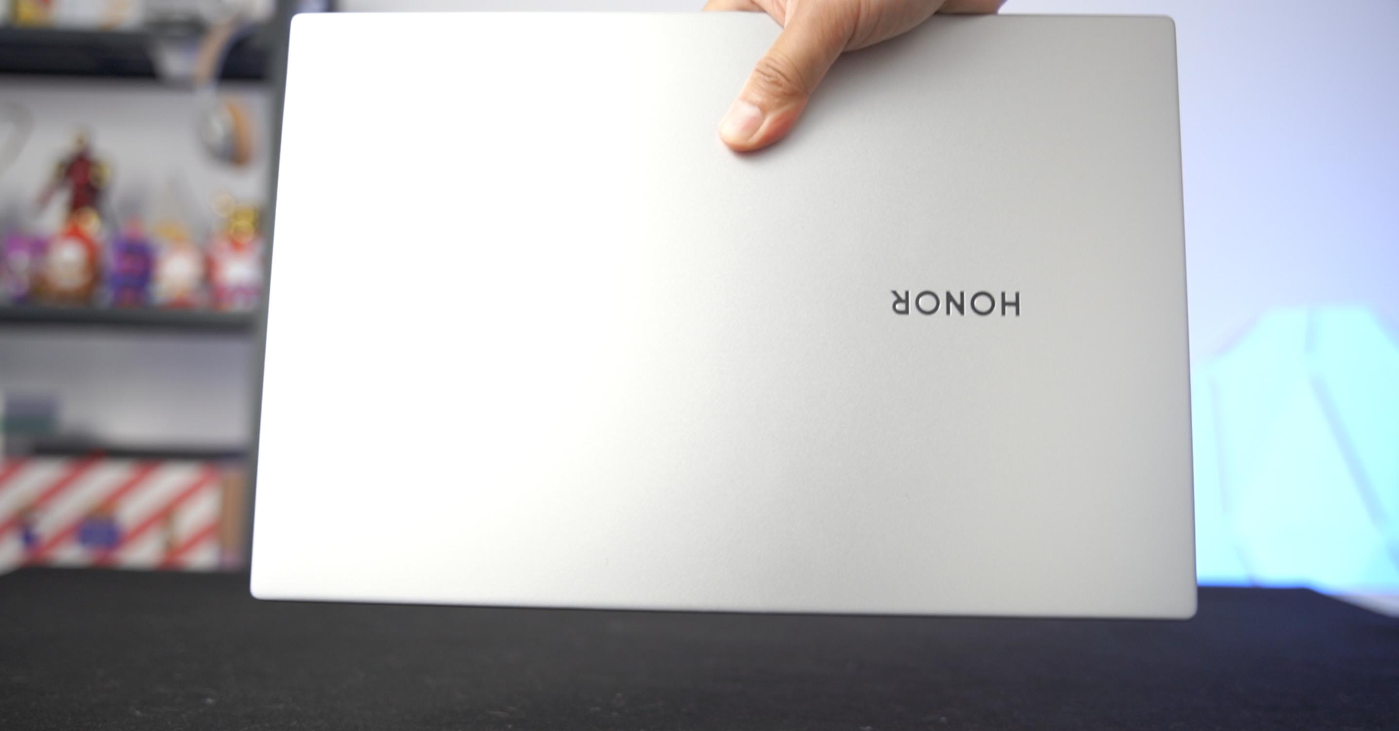 光荣笔记本magicbook14最低配测试,光荣magicbook14笔记本使用介绍