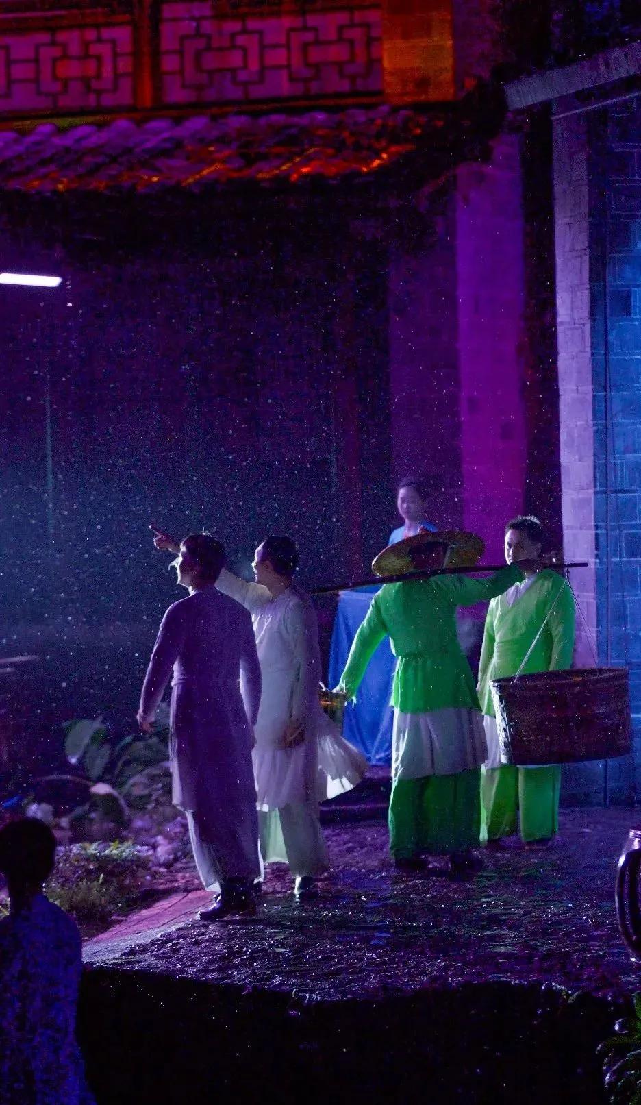 见一面吧！在秋意的武夷山看场演出~