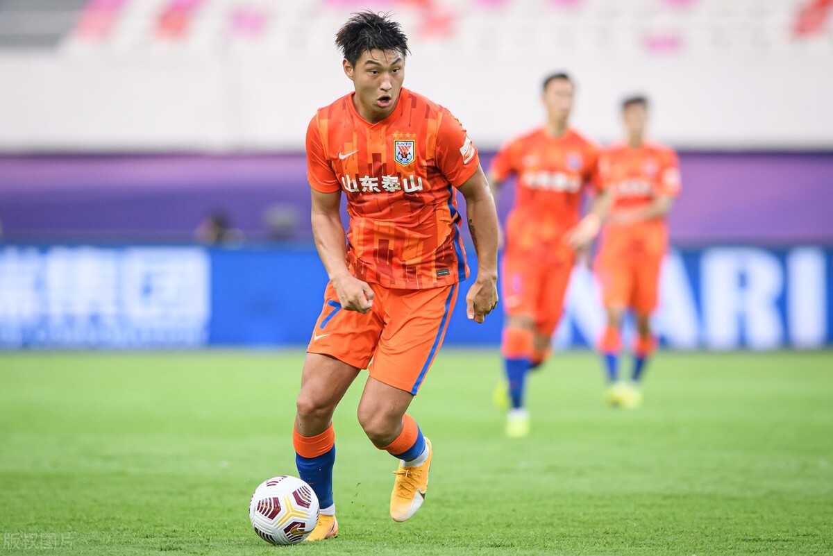 现在国足有哪几个厉害的球员,未来国足最受期待的球员是哪些