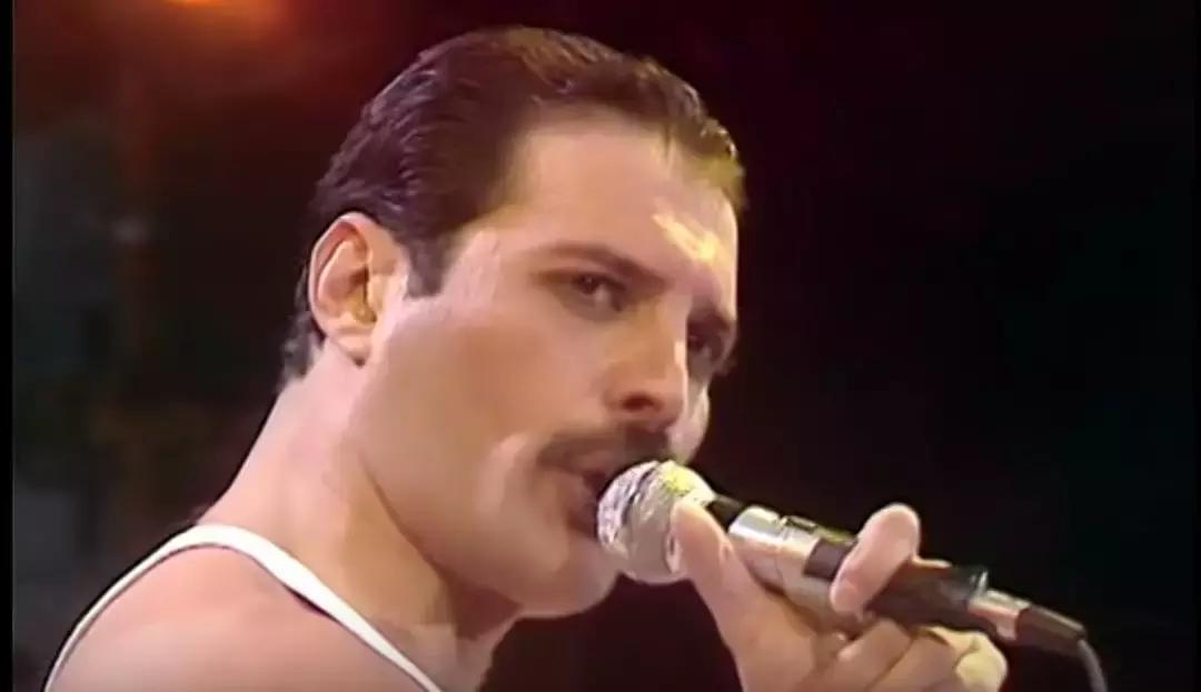 1983两个人歌曲,1983两个人歌曲原唱