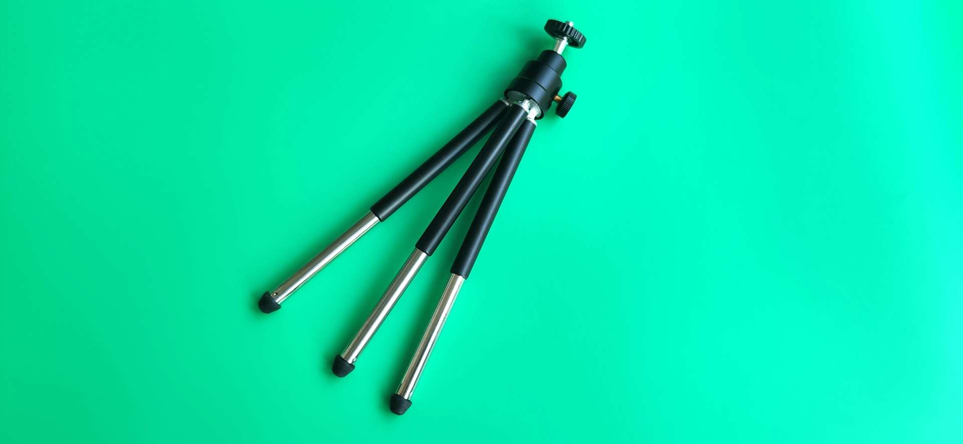 阿斯盾aw651摄像头怎么放电脑上,阿斯盾aw651摄像头如何连接到电脑