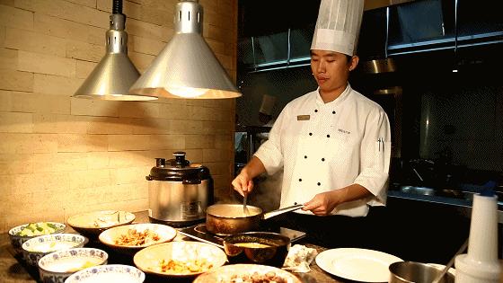 “暖男级”五星酒店自助，藏着林俊杰打卡过的正宗咖喱
