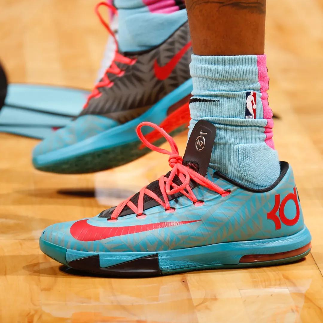 nba球鞋上脚杜兰特13,nba球星上脚杜兰特球鞋