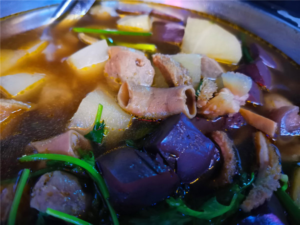 致敬曾经豪情四射的青春岁月,致敬青春豪情燃烧的岁月