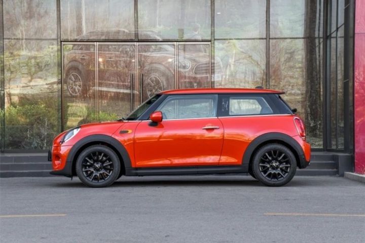 16万买进口“宝马”，前3年保养免费，不仅能撩妹，还倍有面儿