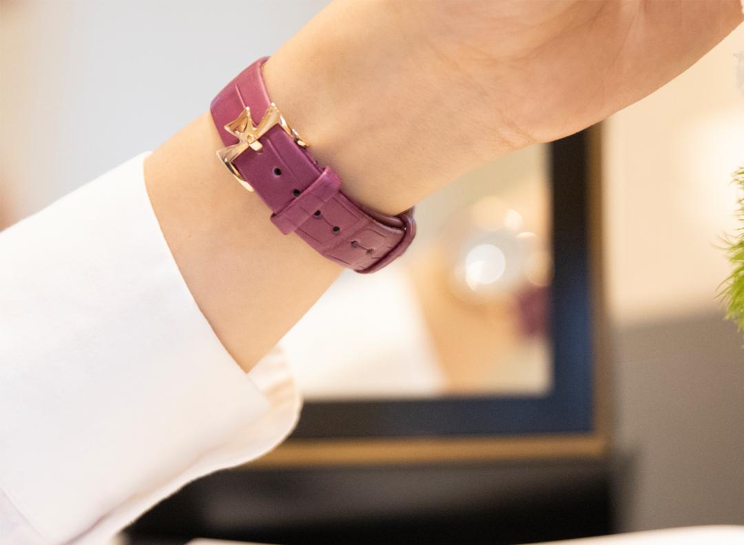 象征尊贵的紫色，属于风华绰约的你