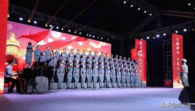 昨天，世纪广场这场千人合唱有你吗？